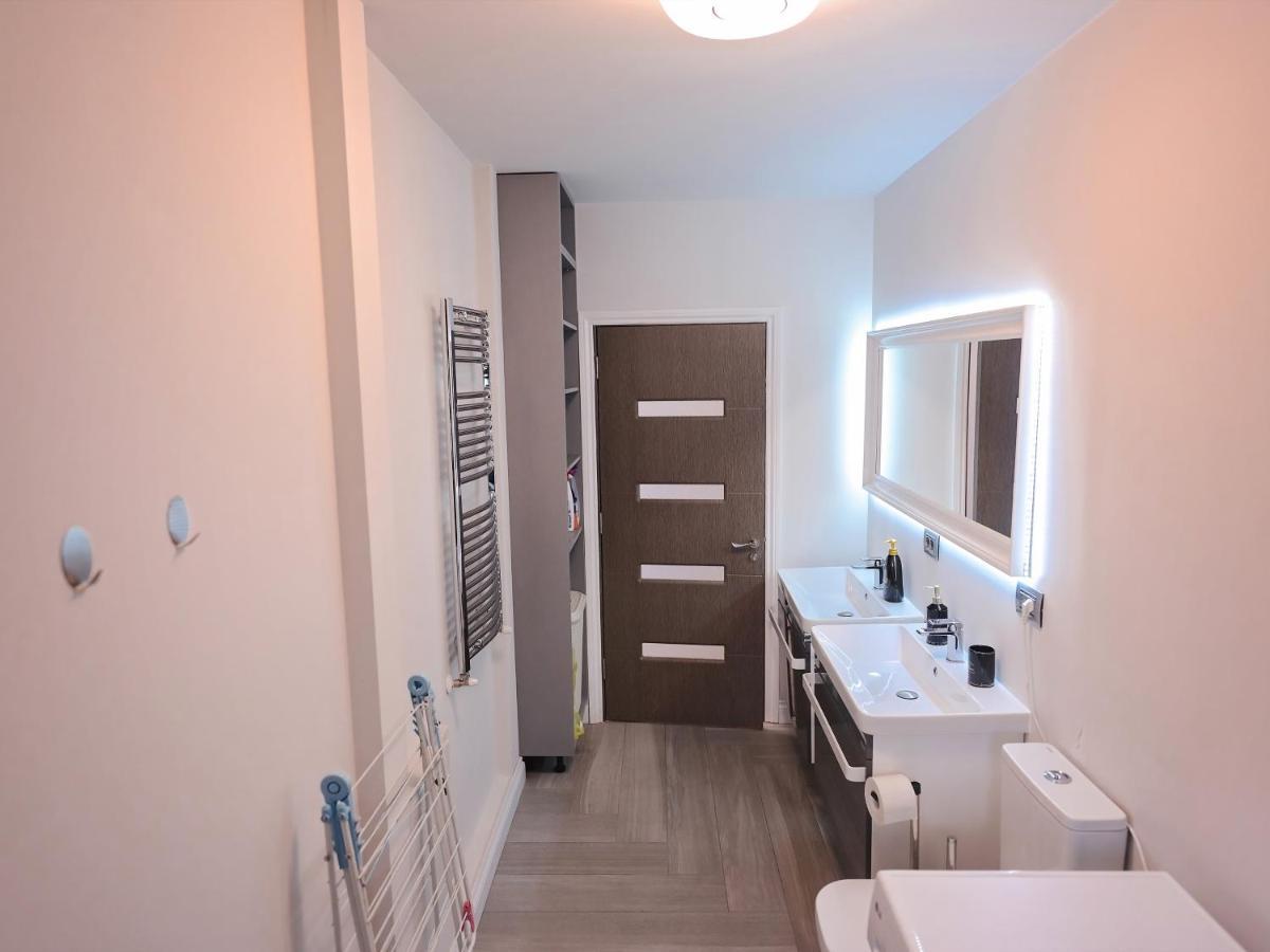 Ase Premium House Vila Suceava Exterior foto